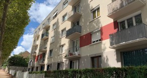 Proche Commissariat T4 avec garage