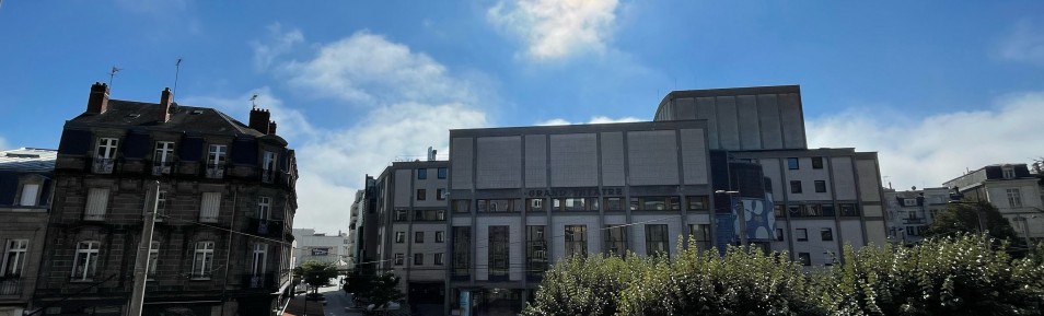 Place Stalingrad T3 immeuble de standing