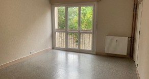 Proche CHU Grand Studio avec pkg