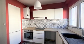 Limoges Centre Grand T3 avec balcon